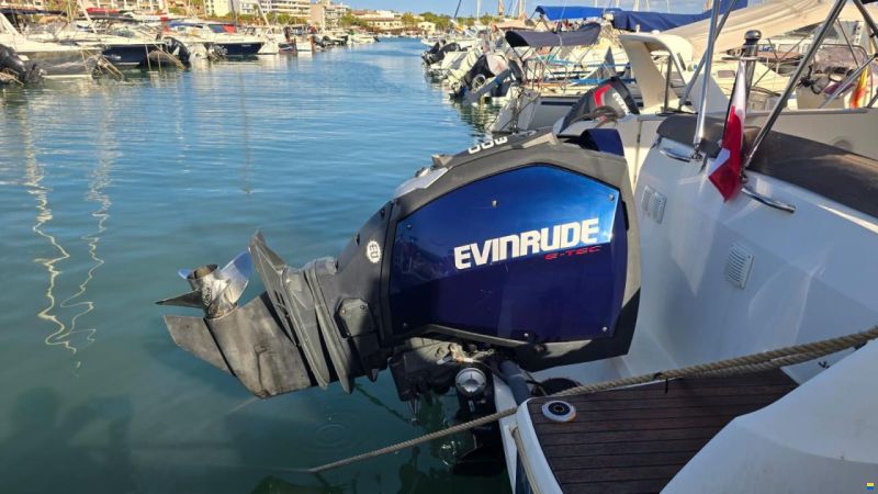 Jeanneau Cap Camarat 8.5 WA