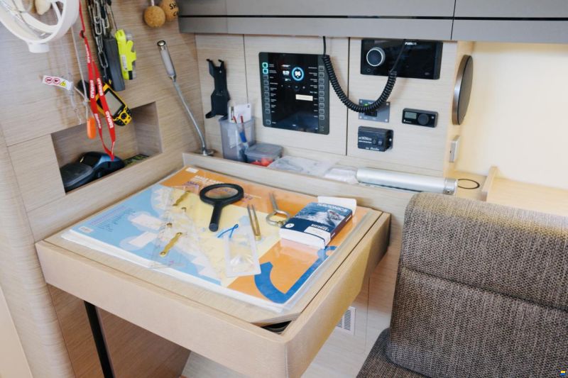 Hanse 418