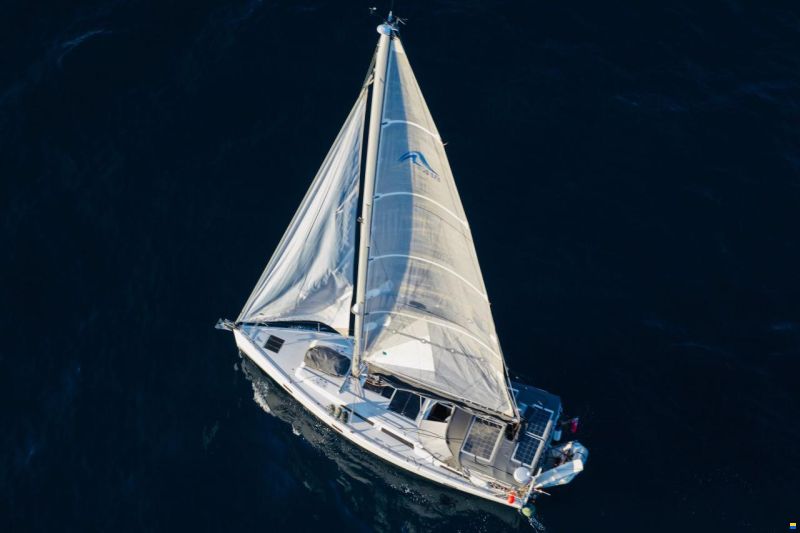 Hanse 418