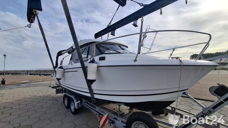 Jeanneau Merry Fisher 795