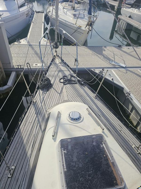 Dekker & Zonen Defender 32