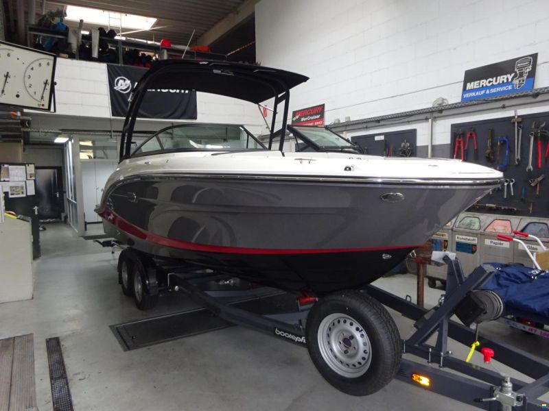 Sea Ray 210 SPX