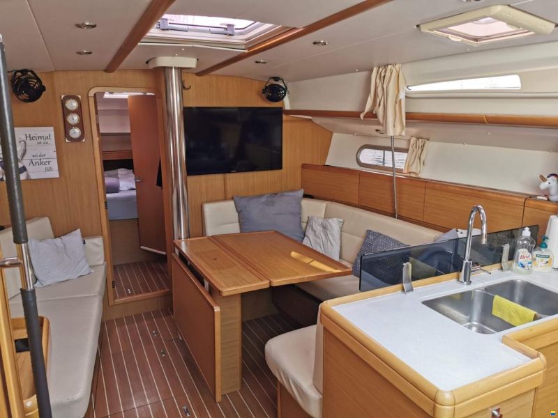 Jeanneau 42i