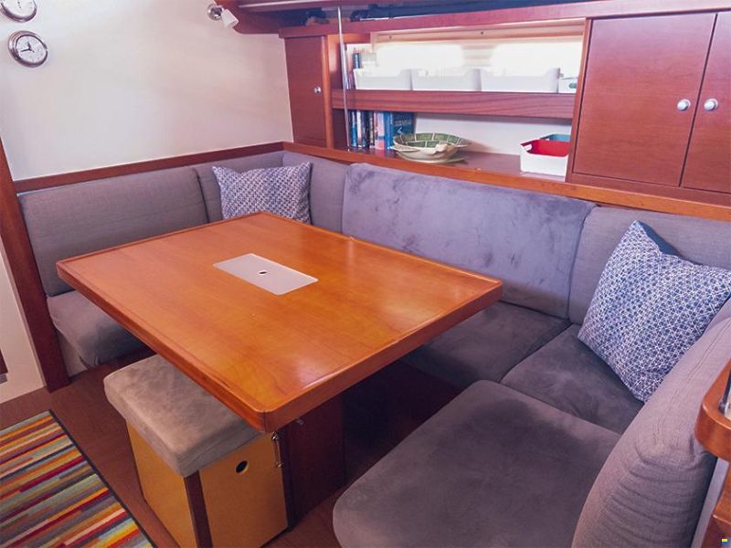 Hanse 430