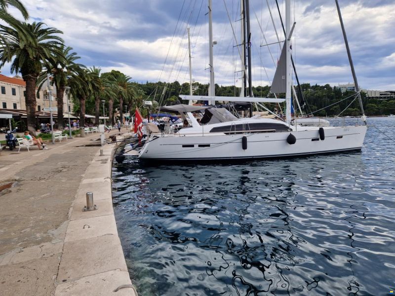 Wauquiez Pilot Saloon 48