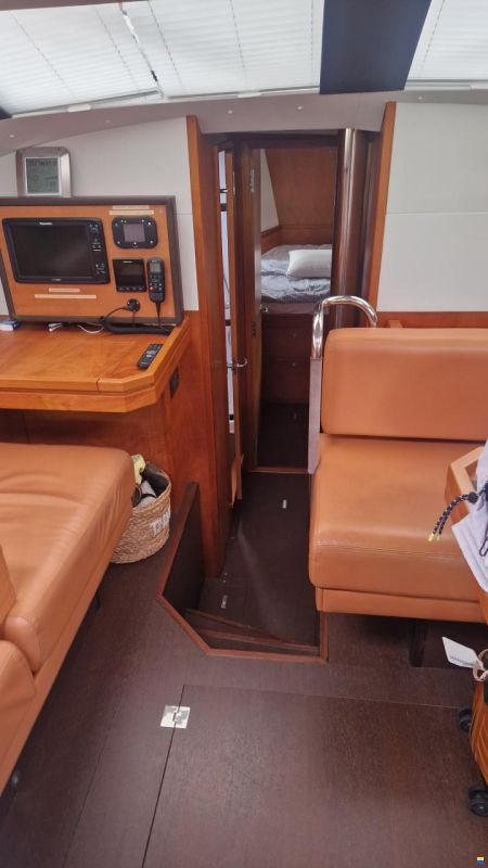 Wauquiez Pilot Saloon 48