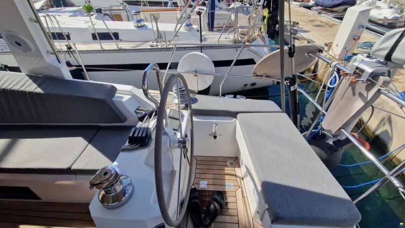 Wauquiez Pilot Saloon 48