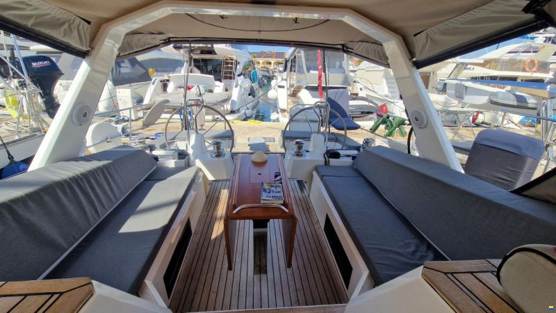 Wauquiez Pilot Saloon 48
