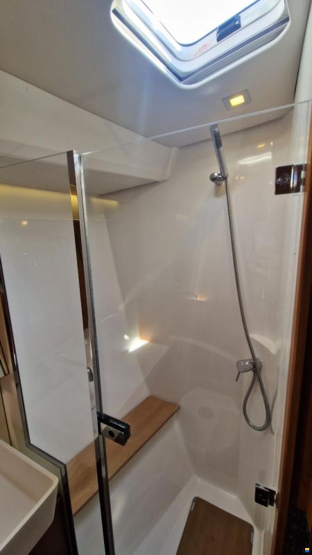 Wauquiez Pilot Saloon 48