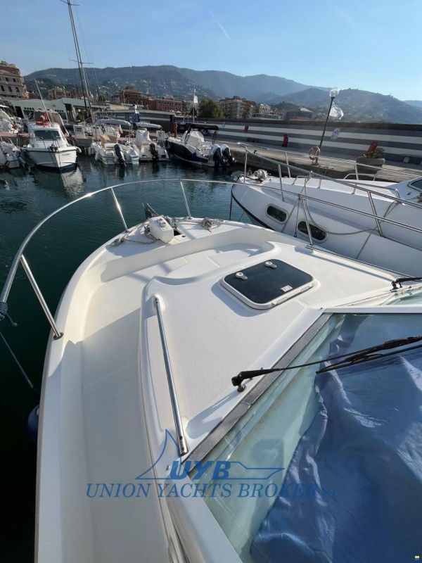 Beneteau Antares 760