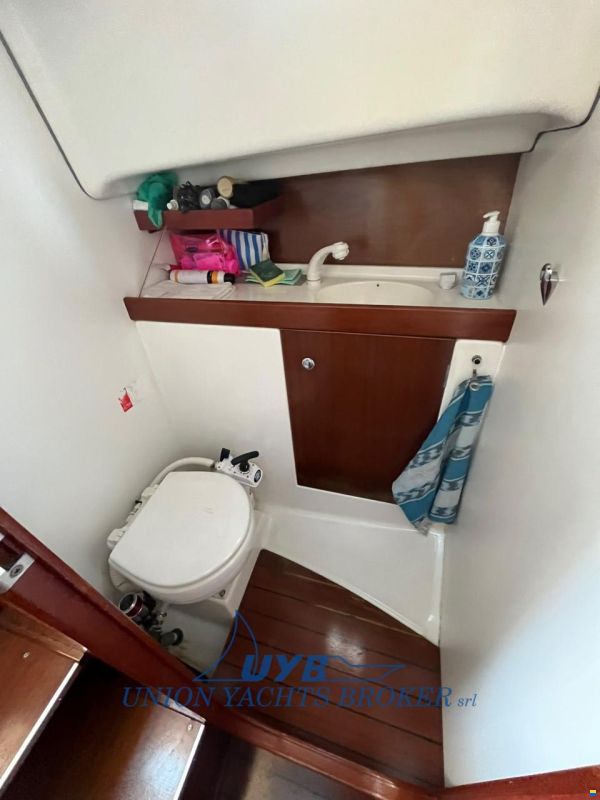 Beneteau Antares 760