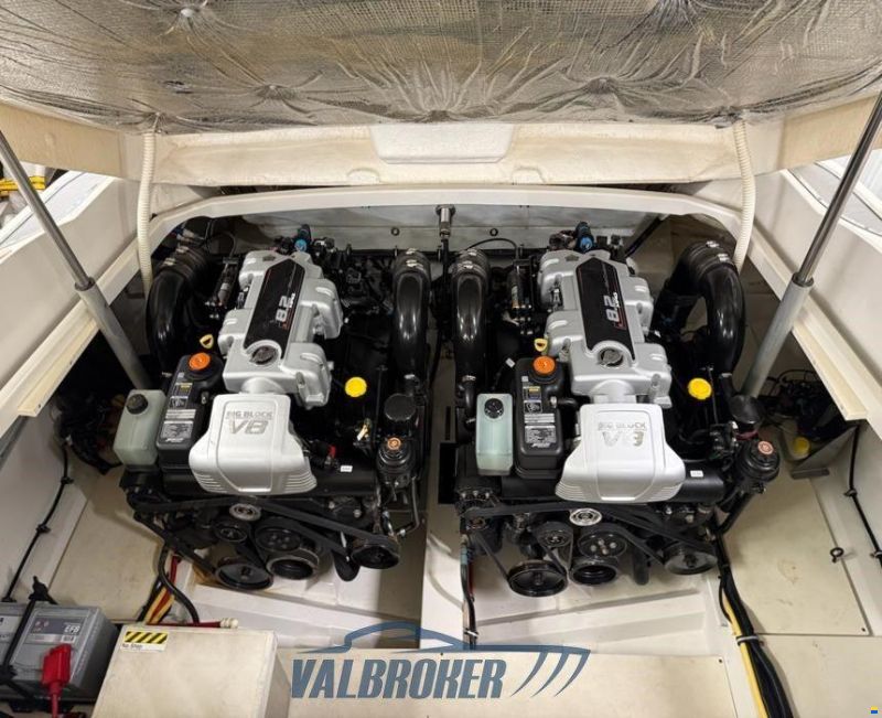 Chris Craft LAUNCH 32