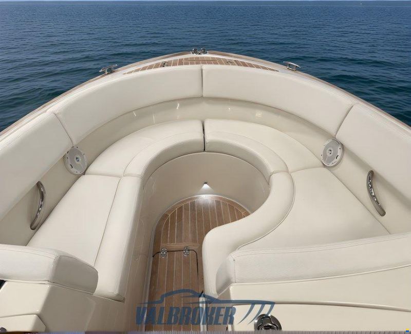 Chris Craft LAUNCH 32