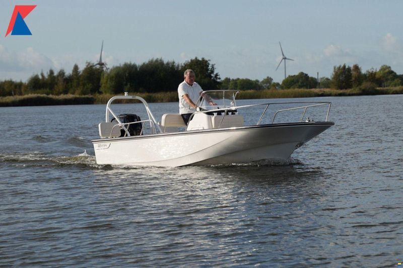 Boston Whaler 170 Montauk