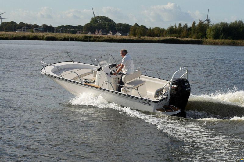 Boston Whaler 170 Montauk