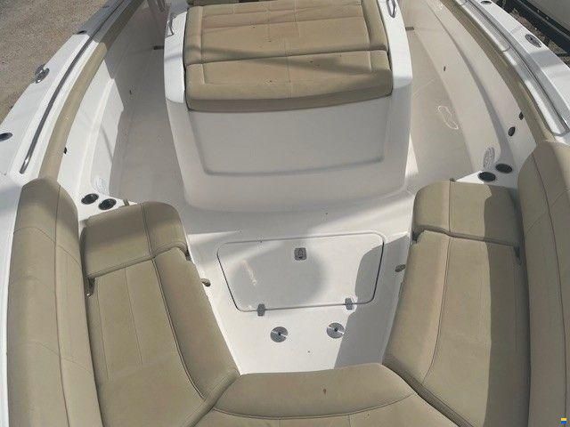Pursuit S 408 Sport