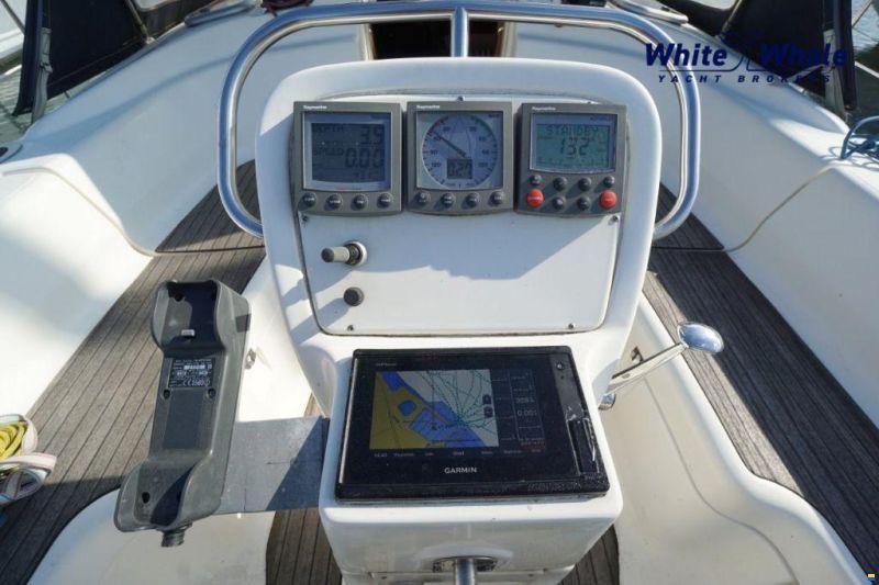 Bavaria 38-3