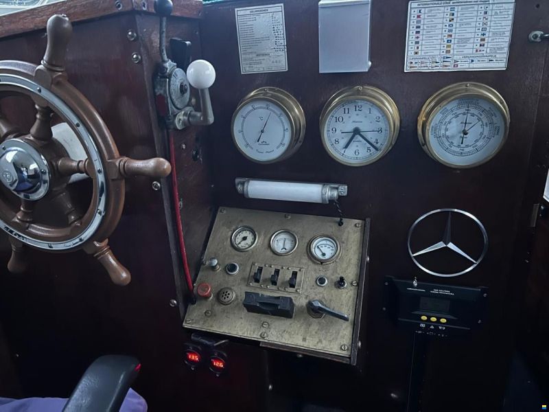 Klassiek Nederlands Stalen Motorkruiser