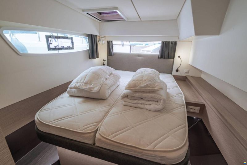 Fountaine-Pajot ELBA 45