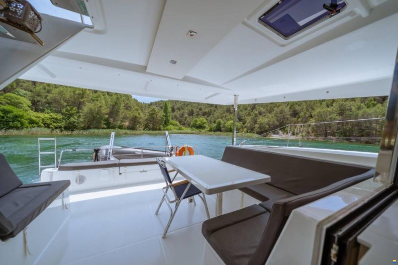 Fountaine-Pajot Isla 40