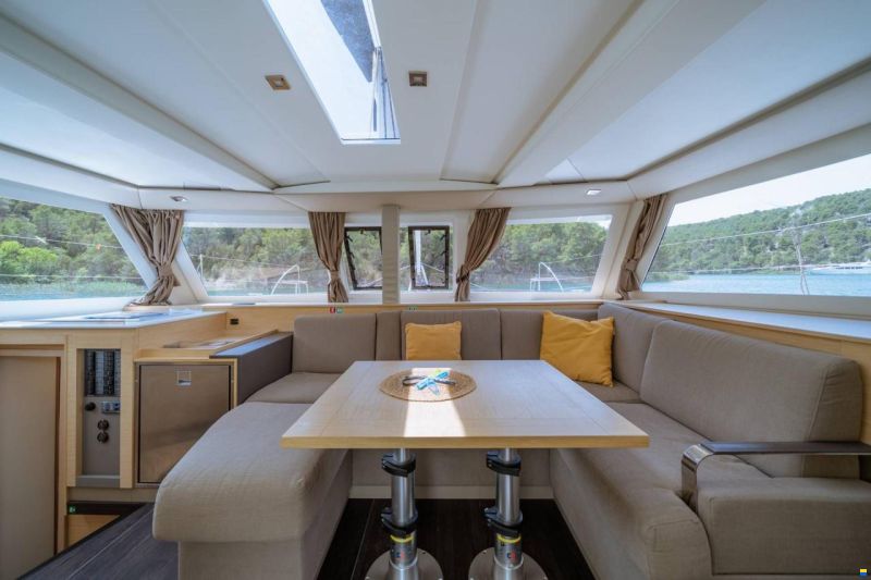 Fountaine-Pajot Isla 40