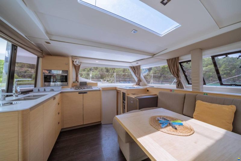 Fountaine-Pajot Isla 40