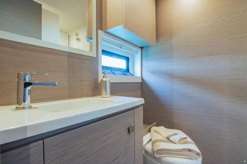Fountaine-Pajot MY6