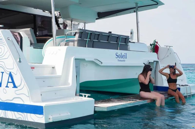 Fountaine-Pajot Aura 51