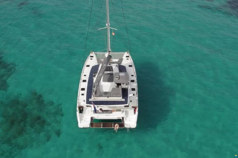 Fountaine-Pajot Aura 51