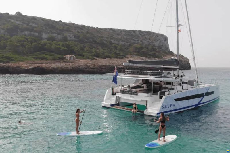 Fountaine-Pajot Aura 51