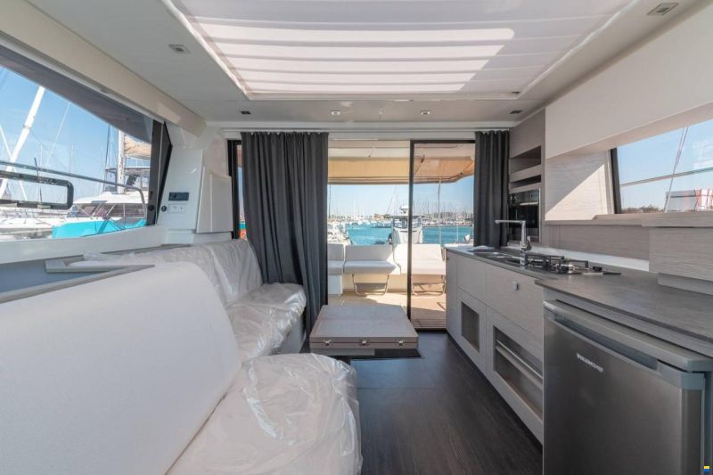 Fountaine-Pajot MY4.S