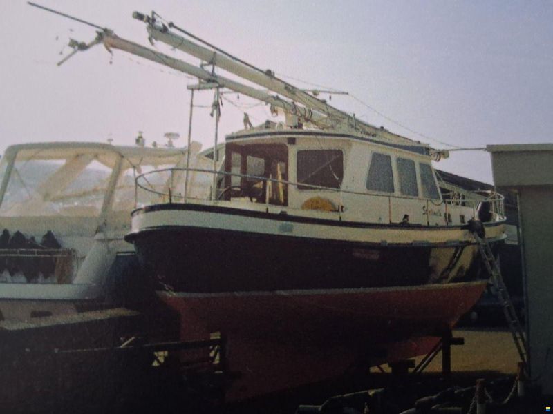 Molenmaker en Mantel kotter motorsailer