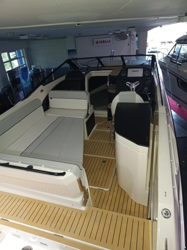 Quicksilver Activ 755 Cruiser