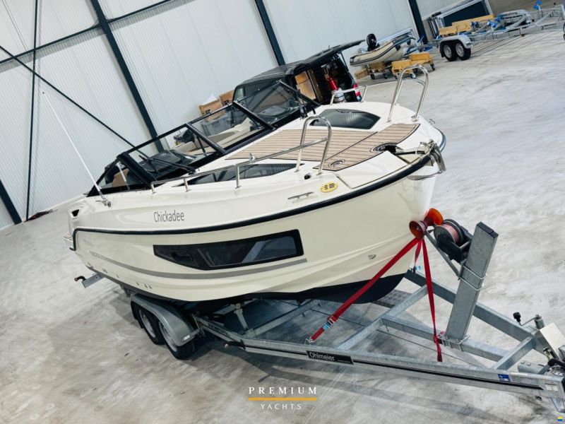 Quicksilver 755 Cruiser