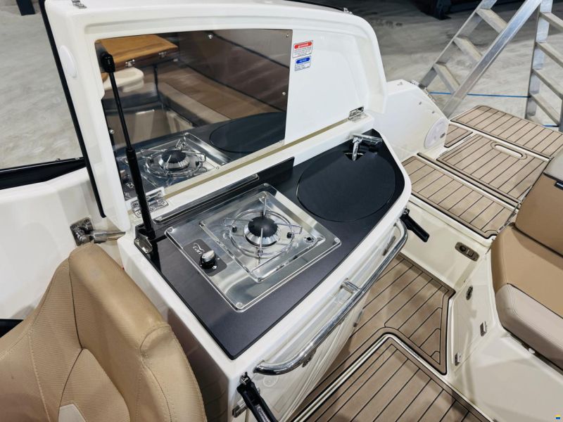 Quicksilver 755 Cruiser