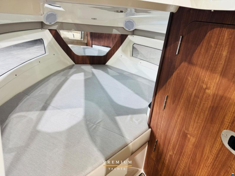 Quicksilver 755 Cruiser