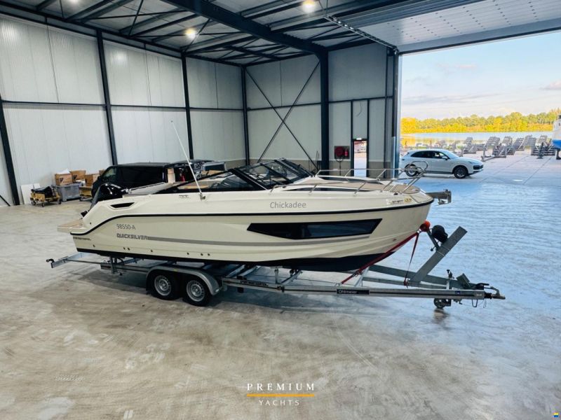 Quicksilver 755 Cruiser