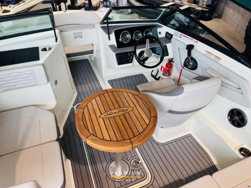 Sea Ray SPX 190 OB