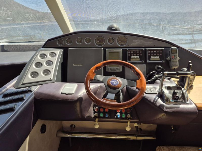 Sealine T60