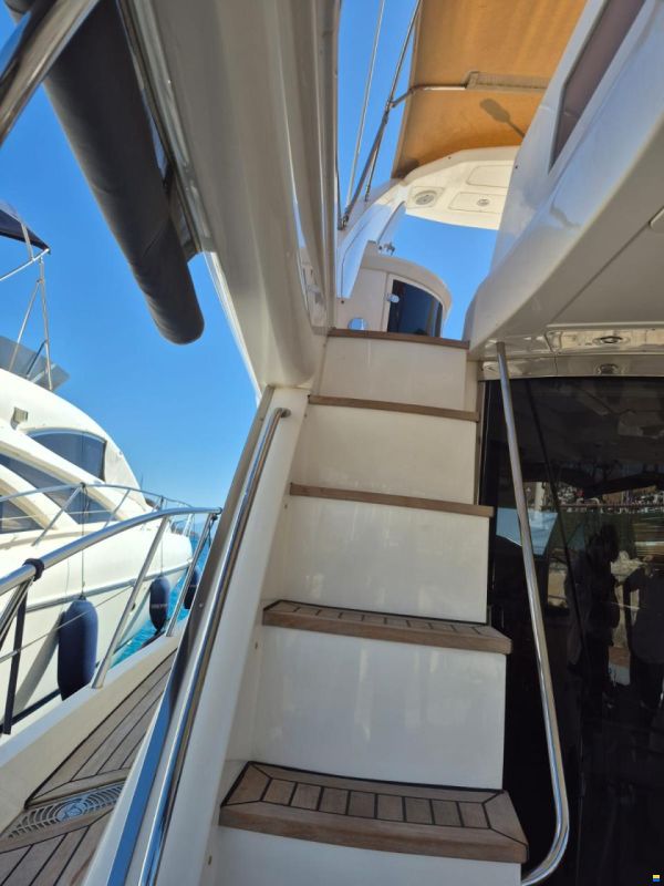 Sealine T60