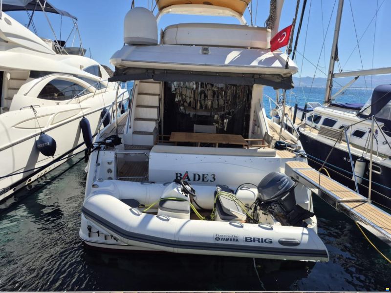 Sealine T60
