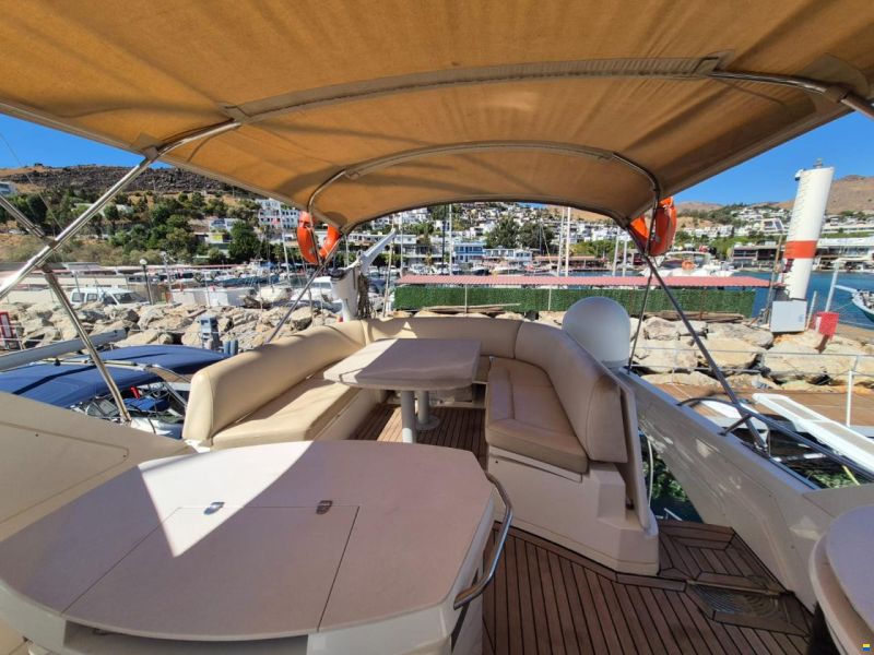 Sealine T60