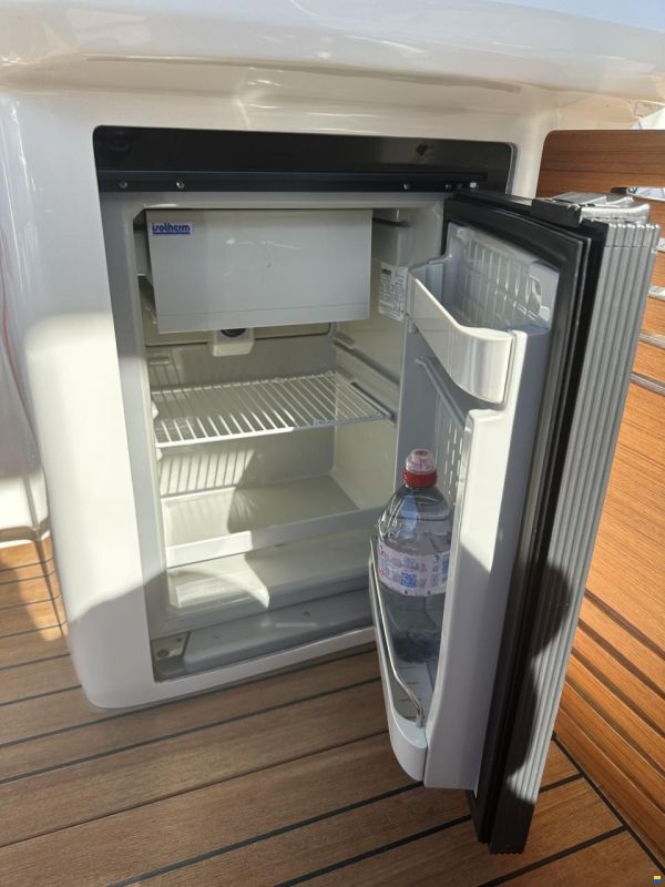 Cranchi Endurance 30