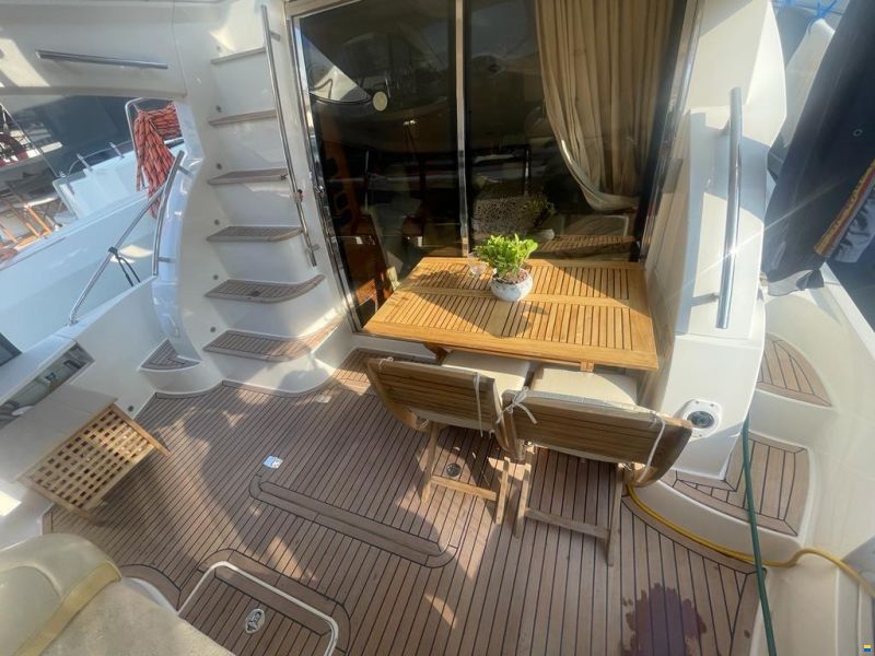 Galeon 440