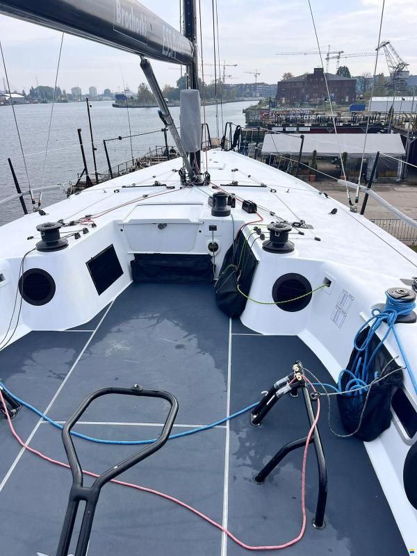 Hakes Marine HH42