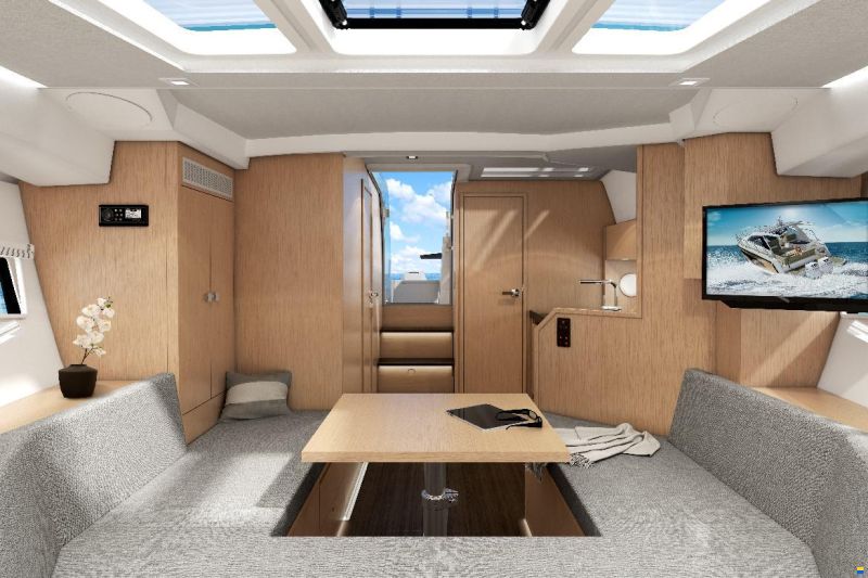 Sealine S335