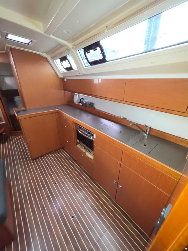 Bavaria CRUISER 46