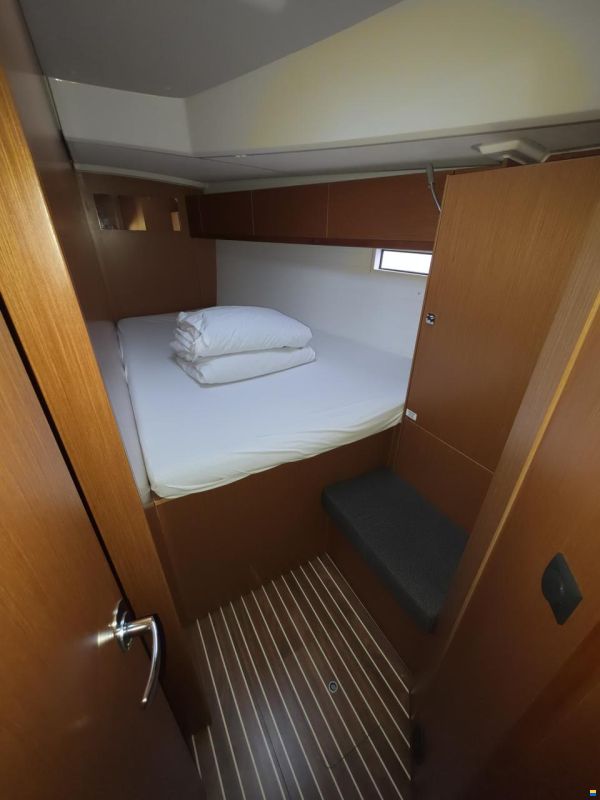 Bavaria CRUISER 46