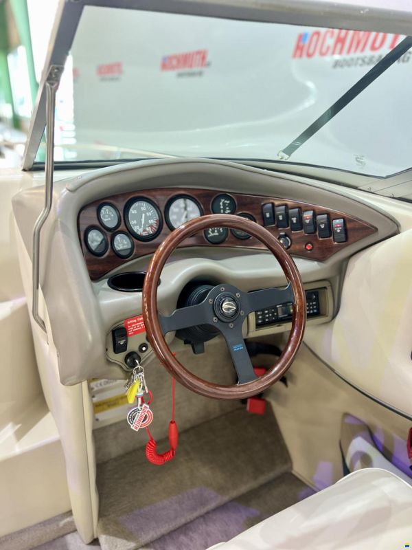 Crownline 202 CC