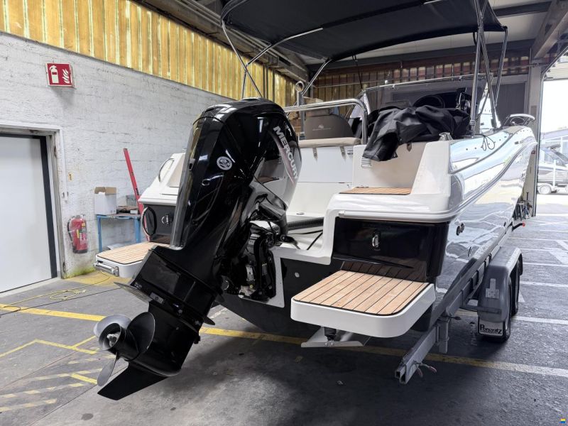 Atlantic Marine 690 Sun Cruiser